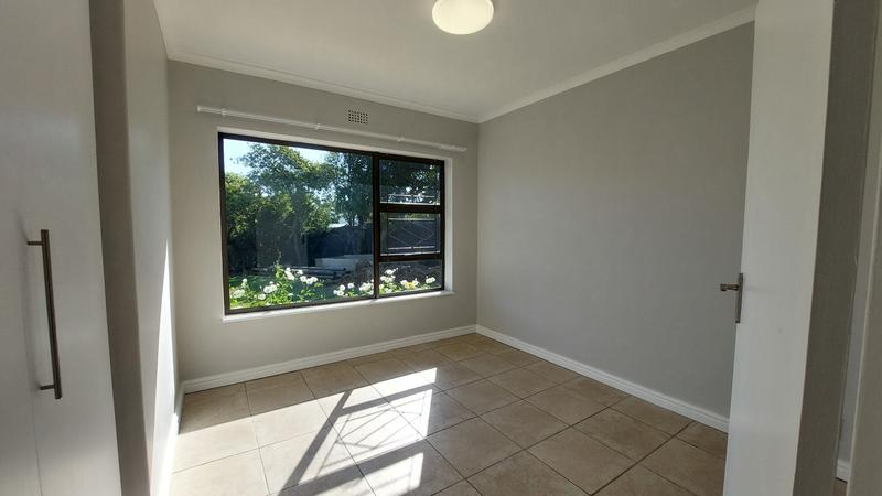 To Let 3 Bedroom Property for Rent in Schoongezicht Western Cape